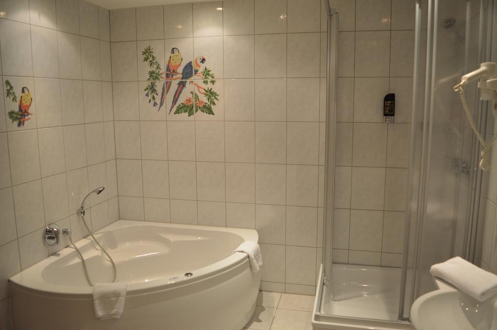 Hotel Arosa Кассель Экстерьер фото